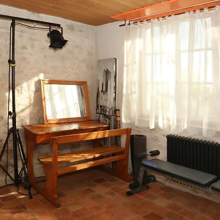 Semesterbostad Maison Familiale : Charme & Nature